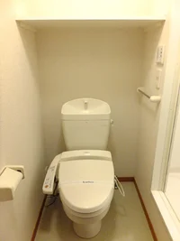 温水洗浄便座完備