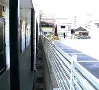 共用部分は清掃業者が清掃しています。