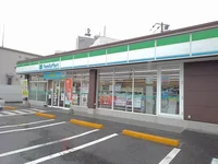 ファミリーマート昭和国母店まで650m
