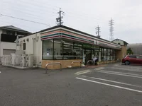 セブン-イレブン 岡崎明大寺町まで800m