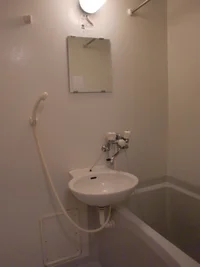 雨の日にも便利な浴室乾燥機付き