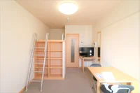 １Ｆはフローリング仕様・２Ｆは絨毯仕様になります。