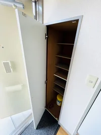 シューズボックス