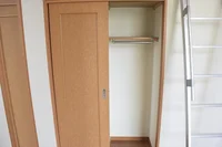 ウォークインクローゼットあります。