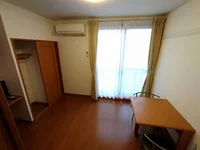 2階は絨毯仕様です。