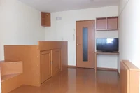 1階はフローリング、2階はじゅうたんです。