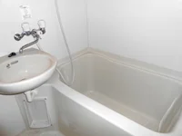 お風呂・トイレ分かれています☆シャンプー、リンス―、ボディーソープもご用意していますので、ぜひご利用ください◎♪