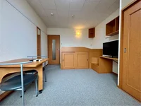 2階 部屋