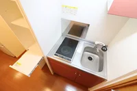 2口コンロ付きラジエントヒータ※キッチン棚が多く収納に便利