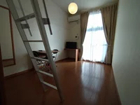 2階は絨毯仕様です。