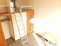 1階はフローリング、2階はじゅうたんです。