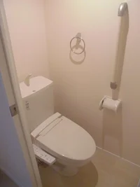 ウォシュレット完備