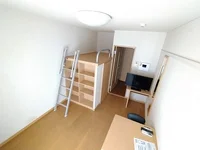 ２階以上は絨毯仕様です。