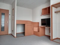 1階はフローリング、2階はじゅうたんです。