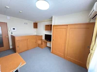 1階はフローリング、2階はじゅうたんです。