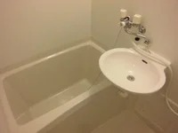 設備・使用は号室により異なる為、現況を優先致します。