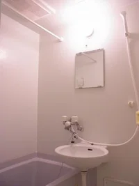 雨の日にも便利な浴室乾燥機付き