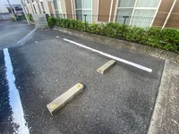 駐車場の空きは店舗にお問合せください。