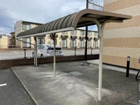 屋根付き駐輪場