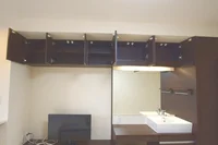 たくさんある収納棚でお部屋を広く使えます!