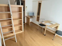 2階以上は絨毯仕様です。