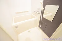 設備仕様は号室により異なる為、現況を優先致します。