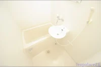 備品や設備仕様は号室等により異なります現地をご確認下さい。