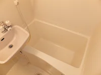 雨の日も安心！浴室乾燥機付♪