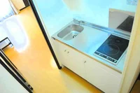 IHとラジエントヒーターです。火が出ないので安心