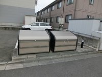 ごみ捨て場