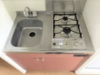 一人暮らしにピッタリの機能的なシンク