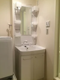 独立洗面台