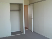 二階のお部屋はクローゼット付き。