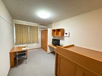 1階はフローリング、2階はじゅうたんです。