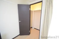 実際のお部屋と異なる場合がございます。