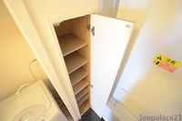 収納スペースもしっかり付いています。