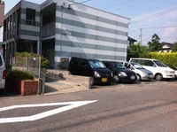 近くの月極め駐車場のご案内も可能です。