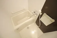 カラーパネルを採用したお風呂です!もちろん浴室乾燥機付き!