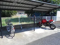 屋根付き駐輪場