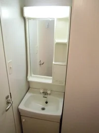 独立洗面台