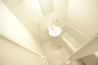 備品や設備仕様は号室等により異なります現地をご確認下さい。