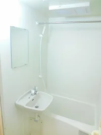 バスとトイレが別になっています。