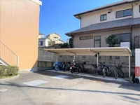 備品や設備仕様は号室等により異なります現地をご確認下さい。