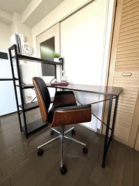 仕事もはかどるデスクセットつき♪