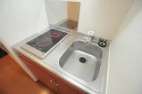 安心安全の電気コンロ、加熱力はばっちりのラジエントヒーター!