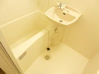 浴室換気乾燥機付きです♪