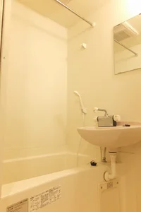 浴室換気乾燥とサーモスタット水栓付き