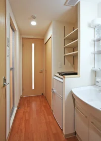 独立洗面台・冷蔵庫・IHコンロ