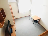 1階はフローリング、2階はじゅうたんです。
