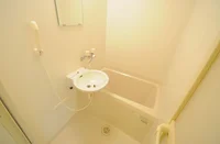 備品や設備仕様は号室等により異なります現地をご確認下さい。